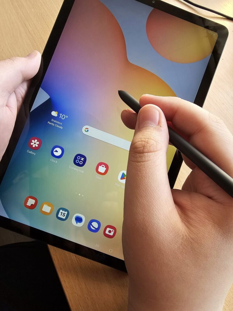 tab1